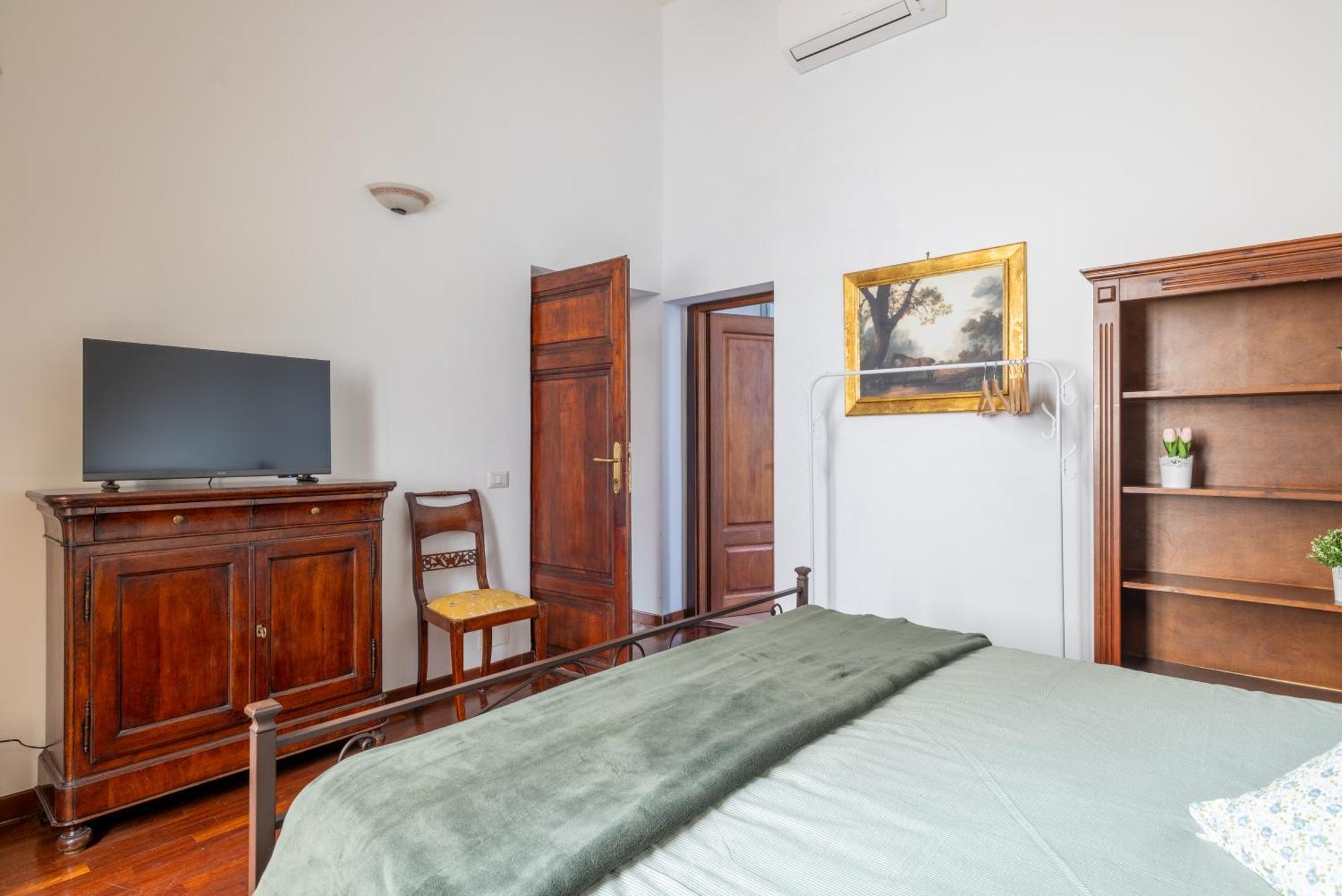 Luxury Apartment In The Heart Of Rome - Near Metro A And B Екстериор снимка