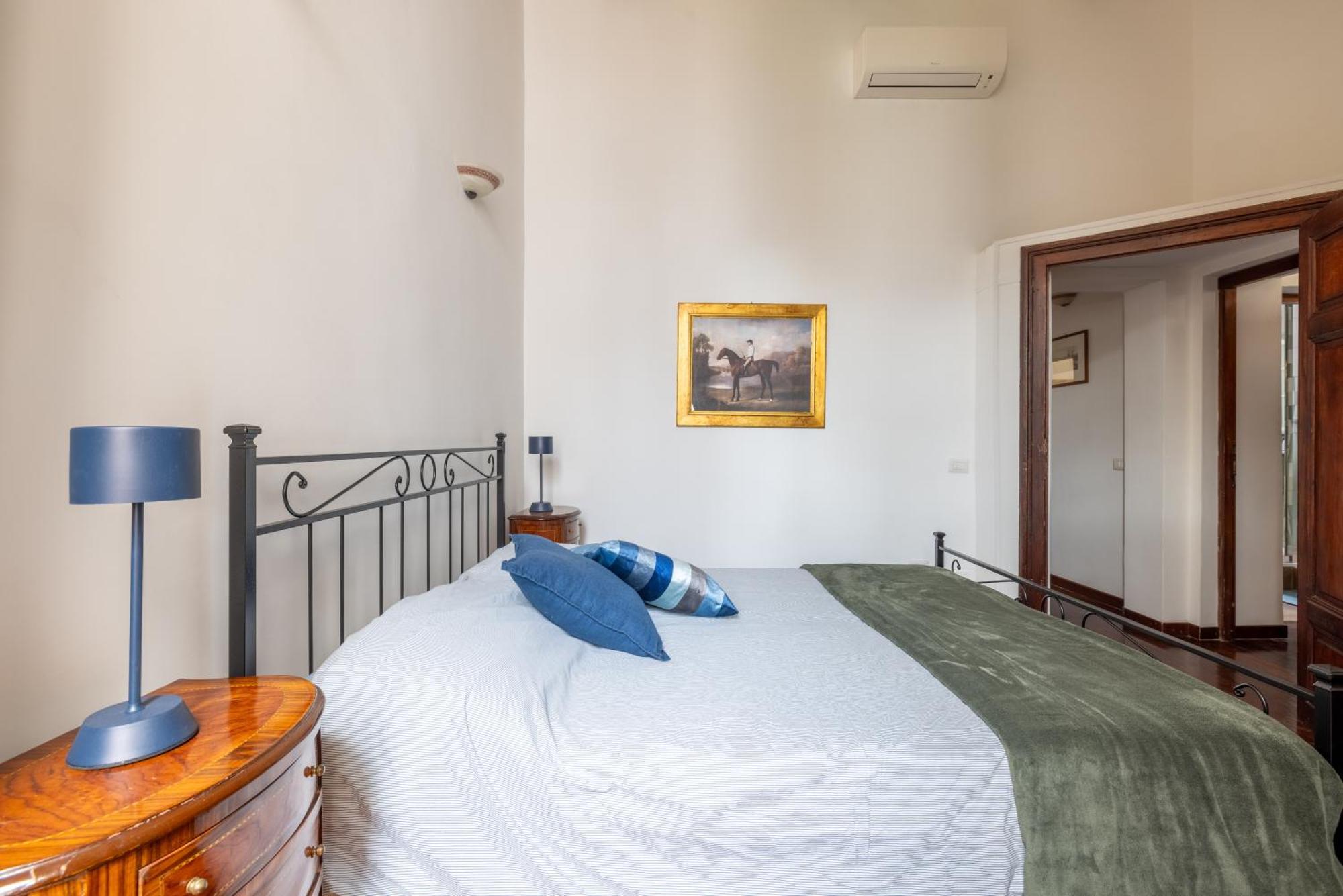 Luxury Apartment In The Heart Of Rome - Near Metro A And B Екстериор снимка